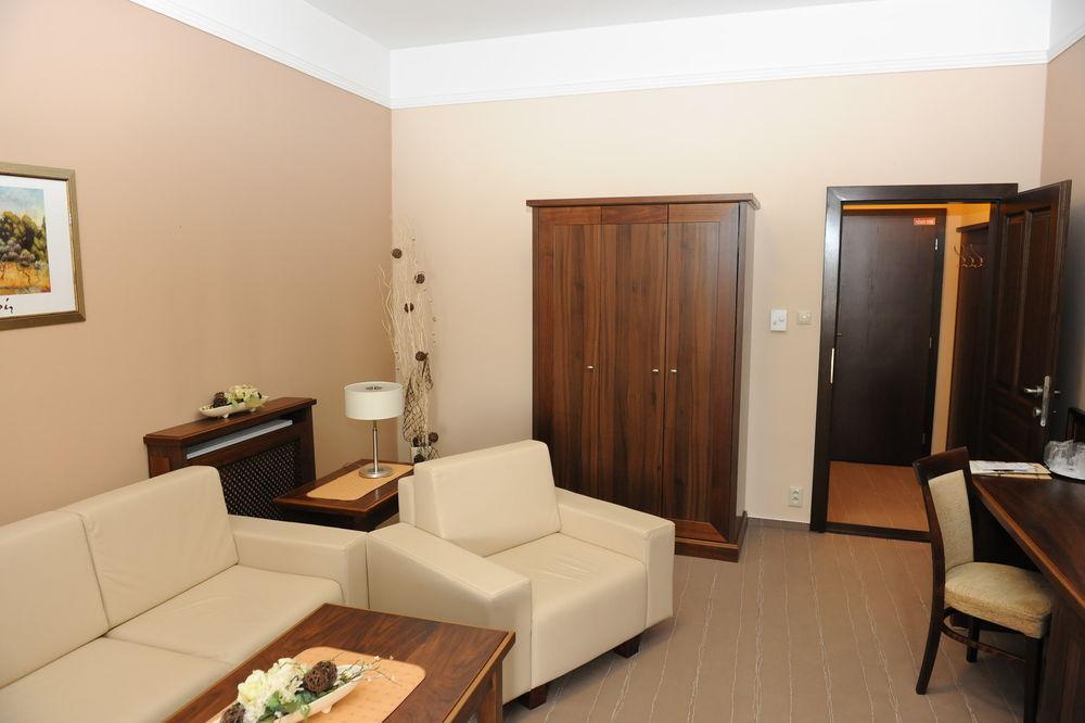 Penzion Kiska Kežmarok Exterior foto