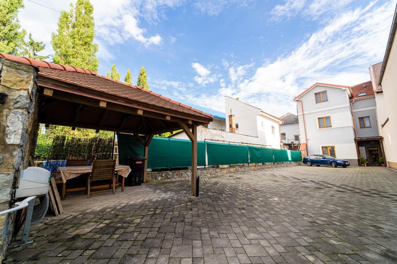 Penzion Kiska Kežmarok Exterior foto